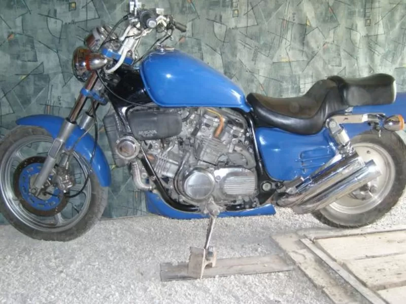 Продам мотоцикл Super Honda Magna V45 ,  88года выпуска
